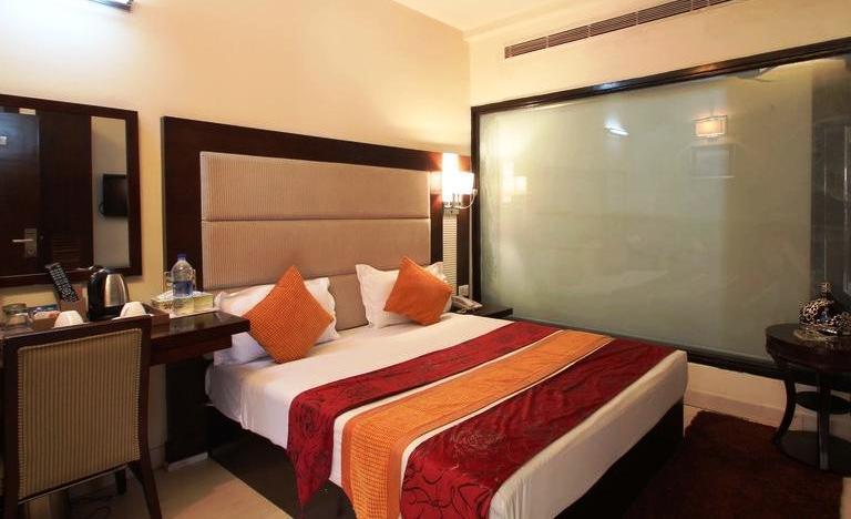 The Grand Hotel Bizzotel คูร์เคาน์ ภายนอก รูปภาพ